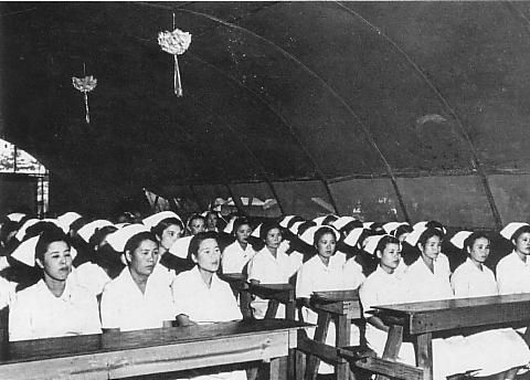 File:Okinawa Central Hospital Nursing School.JPG