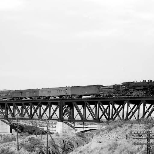 File:Sunset Limited Three Bridges Arizona 2014.jpg