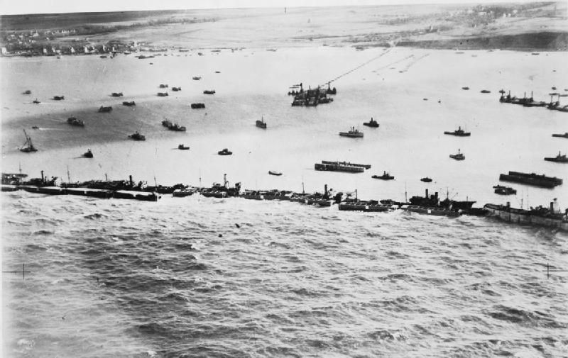 File:The Mulberry Harbour C4846.jpg