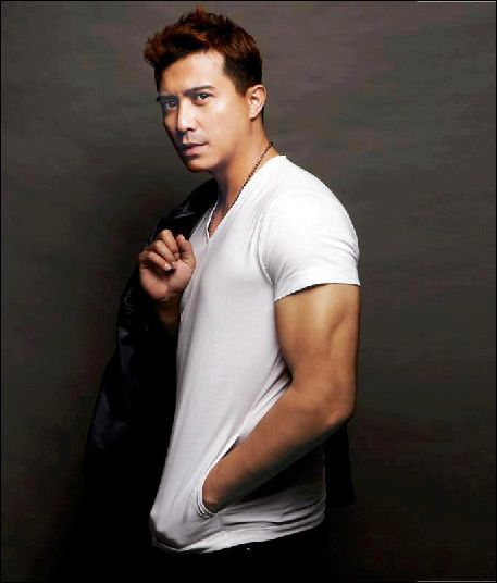 File:AaronAziz.jpg