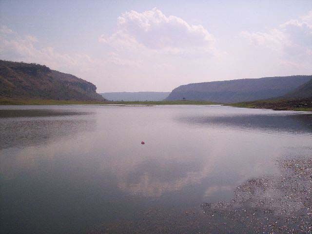 File:AnupamLakeKaimurBihar.jpg