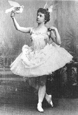 File:Bluebeard -Olga Preobrajenskaya (Anne) 1896.jpg