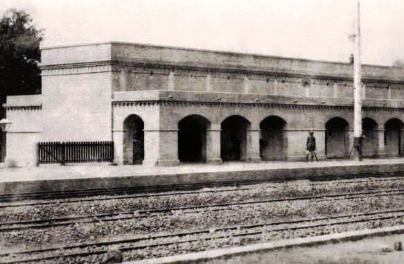 File:Fulbaria-railway-station-Dhaka-1880s.jpg