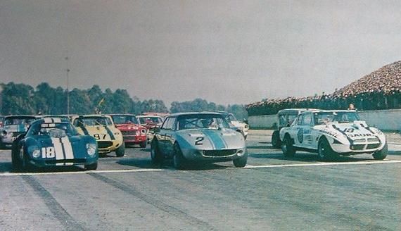 File:Largada Turismo Carretera Buenos Aires 1967.jpg