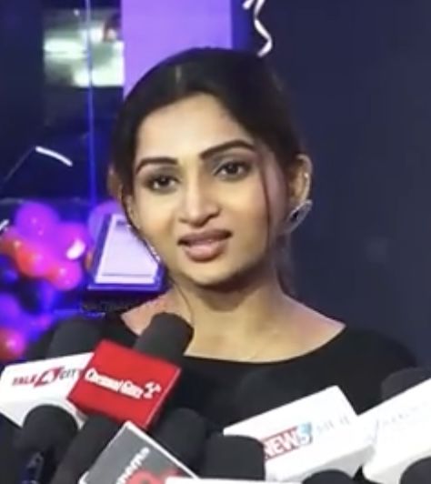 File:Nakshathra Nagesh.jpg