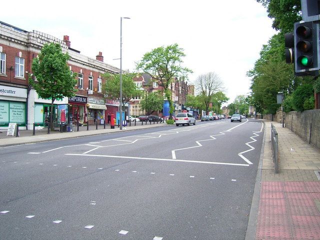 File:Chapeltown Road - geograph.org.uk - 807500.jpg