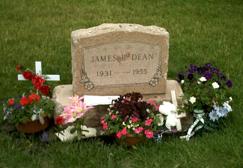 File:James Dean Park Cemetery Fairmont.jpg