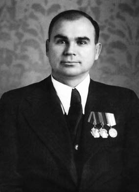 File:Nikolay Baybakov.jpg