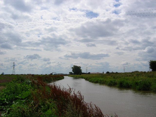 File:River Hull at Wawne.jpg