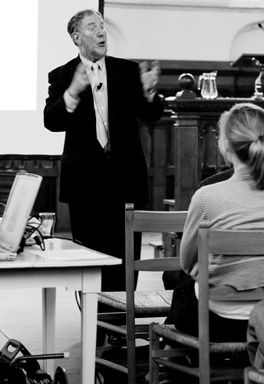 File:Robert Putnam, lecturing.jpg