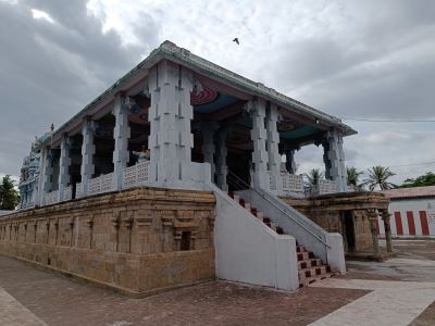 File:Valivalammanatthunainathartemple2.jpg