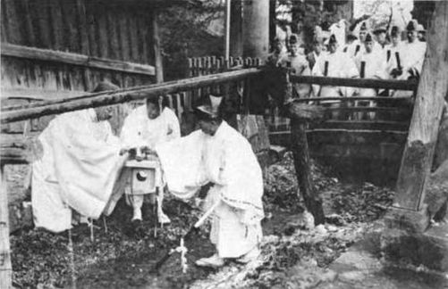 File:Kawazugari (Frog Hunting) Ritual - 蛙狩神事.jpg