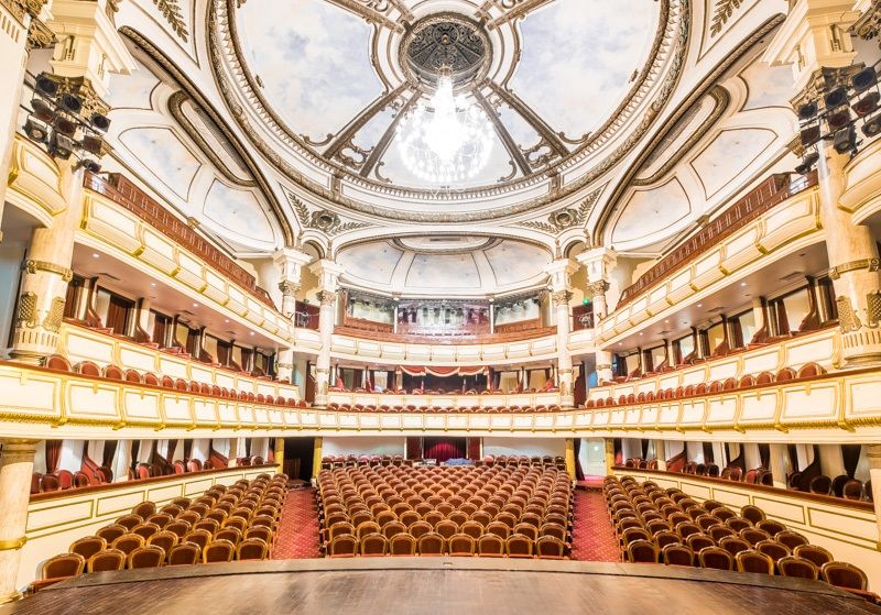 File:LUNE Hanoi Opera House 02.jpg