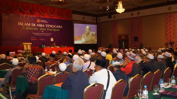 File:Seminar-Nusantara-PWTC-18-20-Jan-2013-618x347.jpg