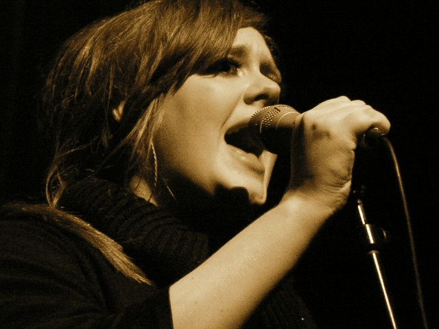 File:Adele adkins concert1.jpg