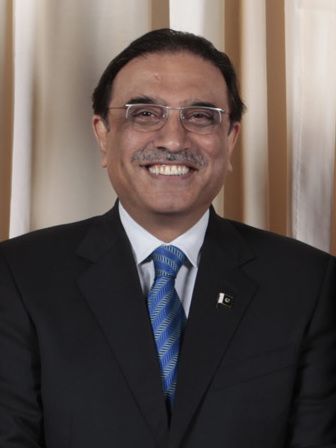 File:Asif Ali Zardari with Obamas (cropped).jpg