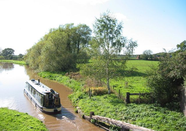 File:Edleston - Shropshire Union Canal.jpg