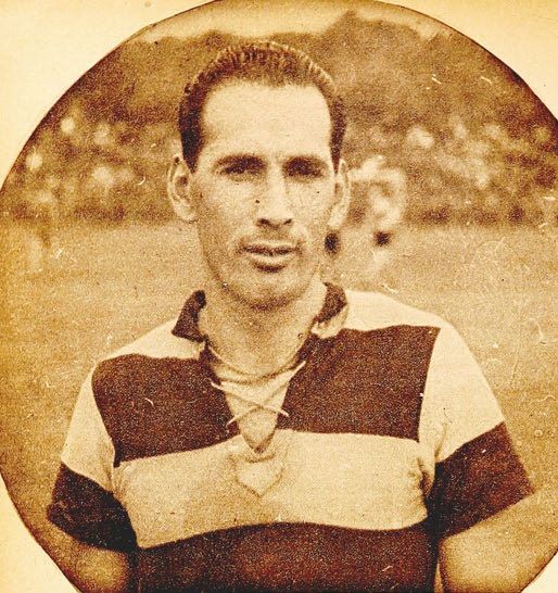 File:Gustavo Pizarro, Estadio, 1942-04-10 (15).jpg