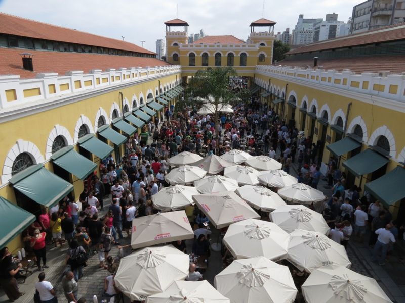 File:Mercado Público de Florianópolis (público).jpg