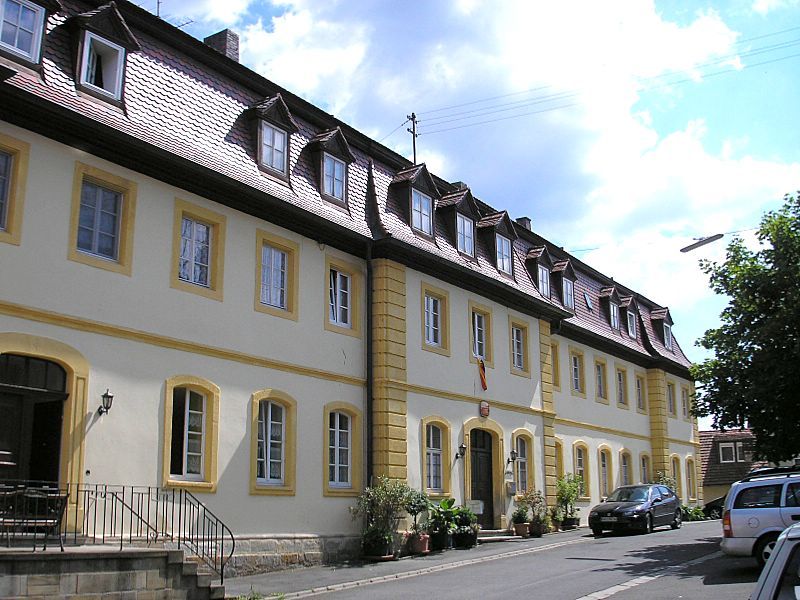 File:Schloss Maroldsweisach.jpg