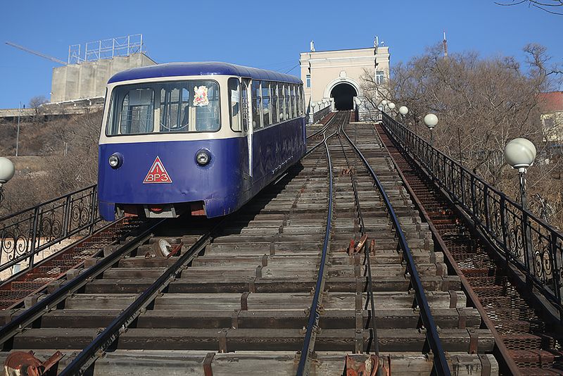 File:Vladivostok funicular.jpg