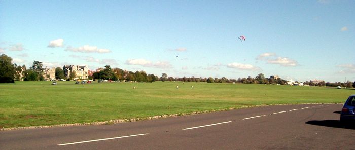 File:Bristol cd 041004 kites.jpg