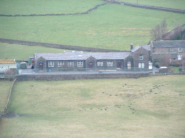 File:Colden School - geograph.org.uk - 562516.jpg