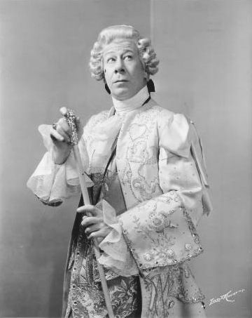 File:DuBarry Was a Lady Bert Lahr 1939.jpg