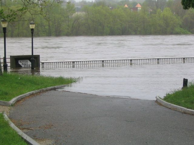 File:Flooded merrimack.jpg