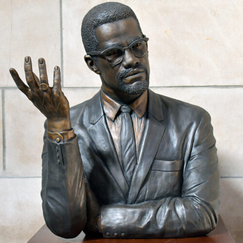 File:MALCOLM X BUST NEBRASKA STATE CAPITOL.png