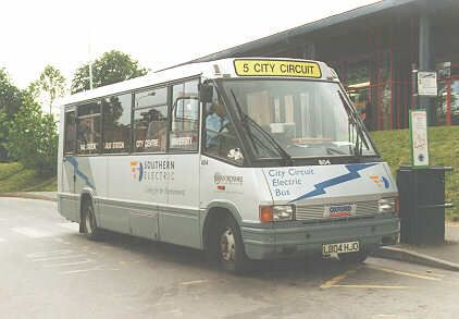 File:Oxford Electric Bus Optare MetroRider.jpg