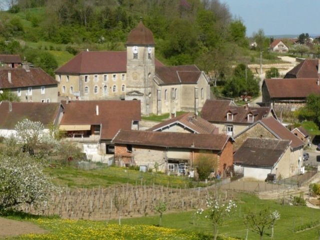 File:Vue du village de Vadans.JPG