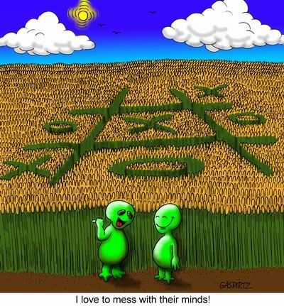 File:Aliens and Crop Circles.jpg