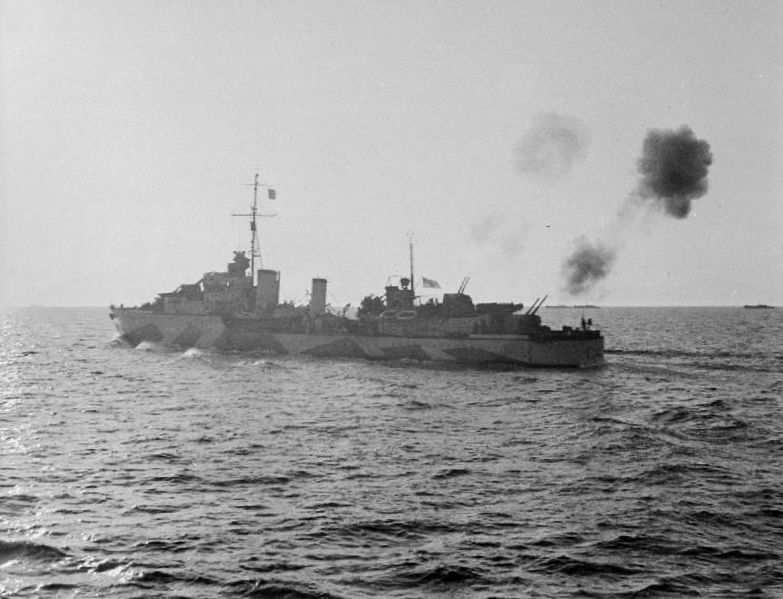 File:HMS Tartar aa guns.jpg