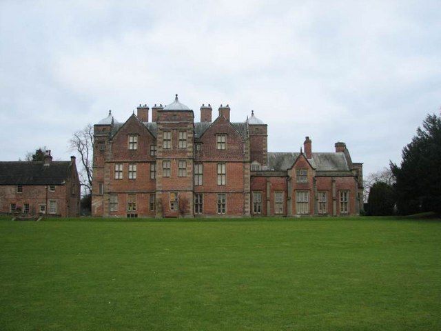 File:Kiplin Hall.jpg