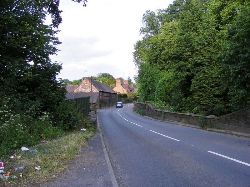 File:Bridge over Wodehouse Mill Pool.jpg