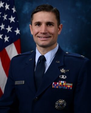 File:Col Luke Sauter.jpg