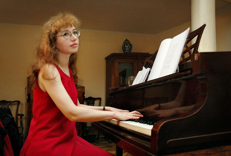 File:Elena Mogilevskaya.jpg