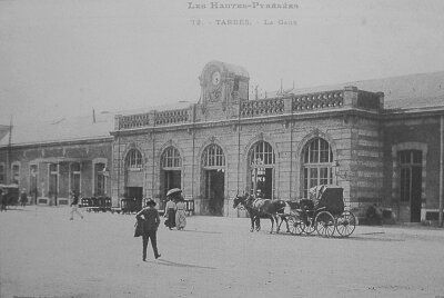 File:Gare de Tarbes XIXe.jpg