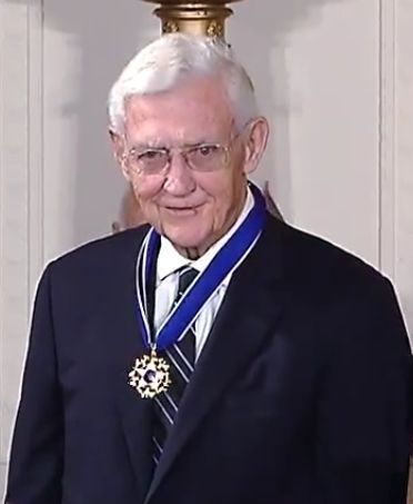 File:John Doar receives Medal of Freedom 2012.jpg