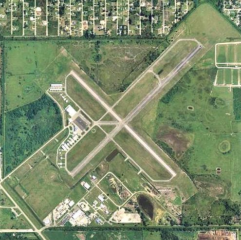 File:Okeechobee County Airport - Florida.jpg