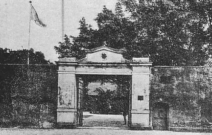 File:Taihoku Prison in Meiji era.JPG