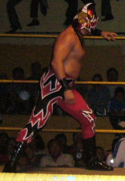 File:Averno-CMLL.jpg