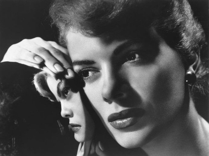 File:Beba Bidart 1940, by Annemarie Heinrich.jpeg