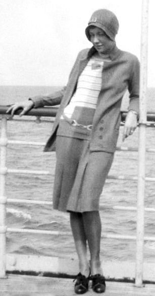 File:FlapperOnShip1929 crop.jpg