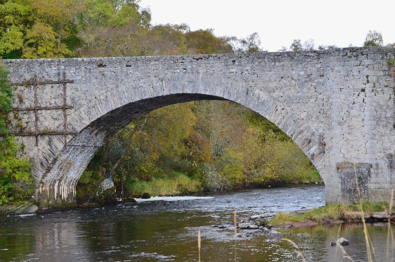 File:Old Spey Bridge, Grantown (geograph 3179912).jpg