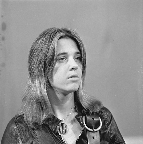 File:Suzi Quatro - TopPop 1973 1.png