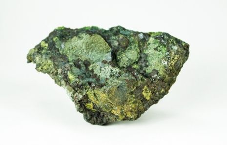 File:Trevorite-Népouite-536294.jpg