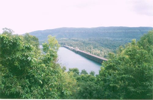 File:Koyna-Dam.jpg