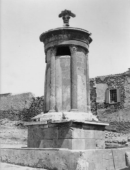 File:Lysikratesmonument.jpg